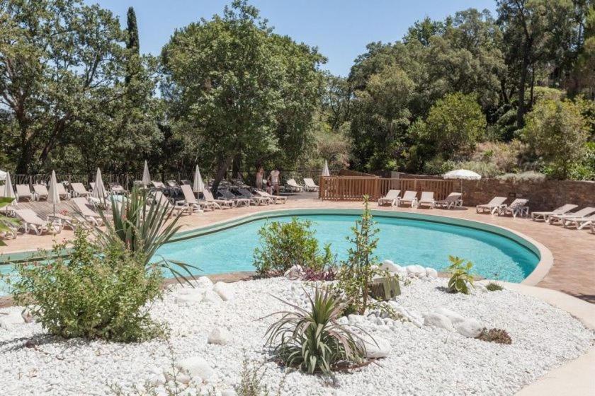 Les Restanques Maison Du Lac 4 Chambres Grimaud Eksteriør bilde